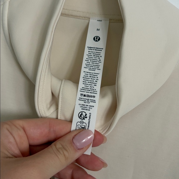 Sweatshirt - Picture 2 of 3